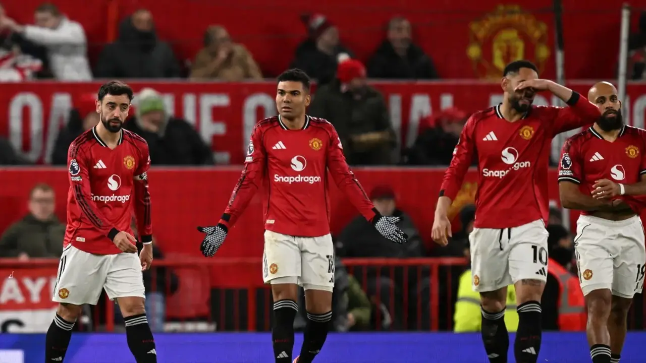 لا نهوض لمانشستر يونايتد دون مشروع استراتيجي في 2025